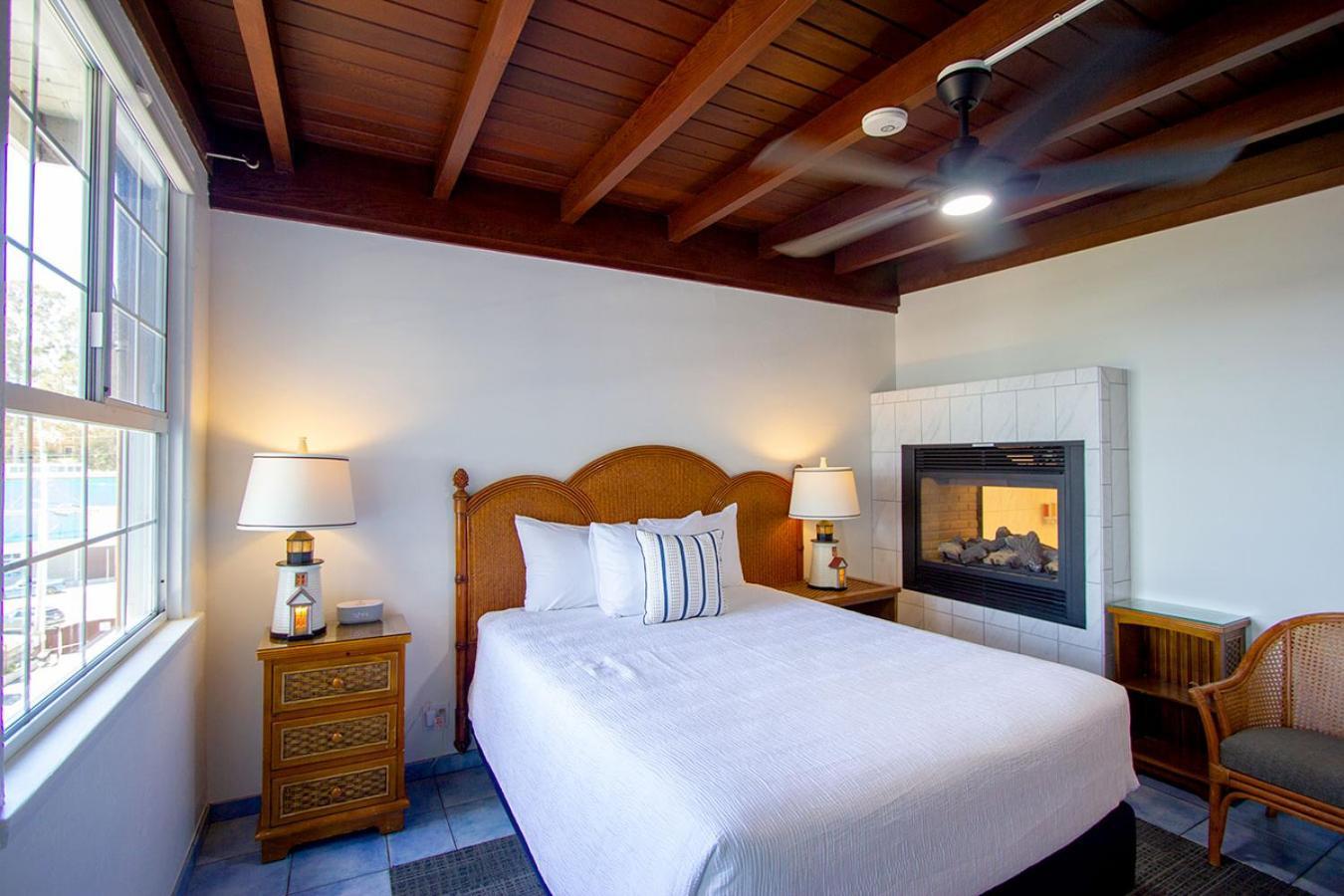 Edgewater Beach Inn Санта-Крус Экстерьер фото